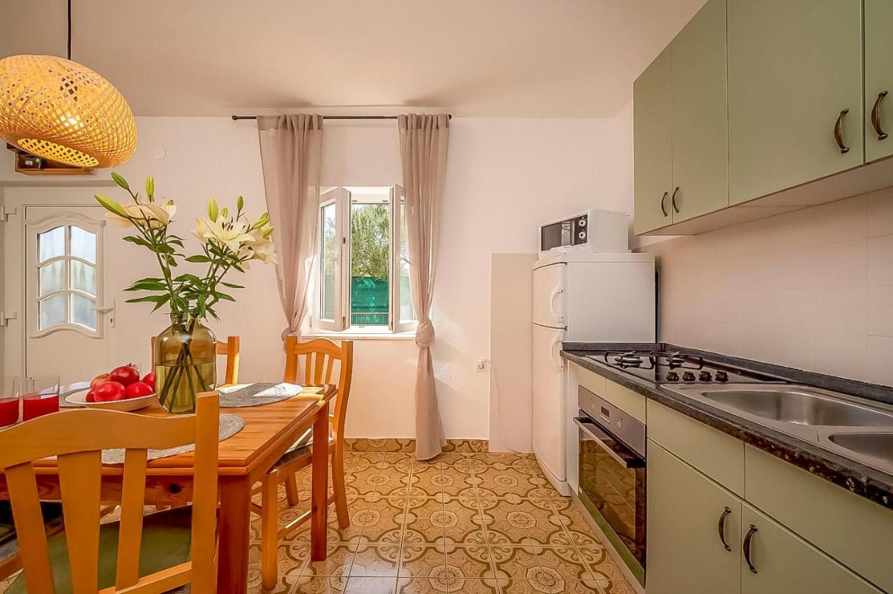Apartments Matija Rogoznica  Buitenkant foto